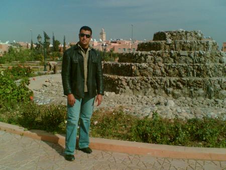 younase